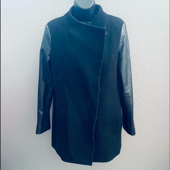 THEORY Wool Coat w/ Leather Sleeves - M - Picture 1 of 5